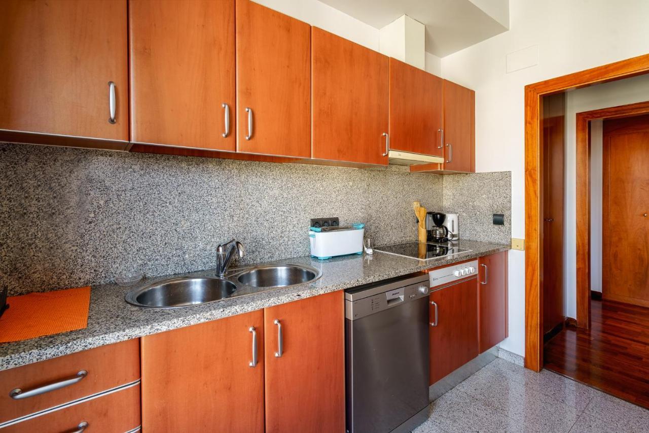 Apartamento Espectacular Loft En Centrico Edificio Singular Manresa Exterior foto