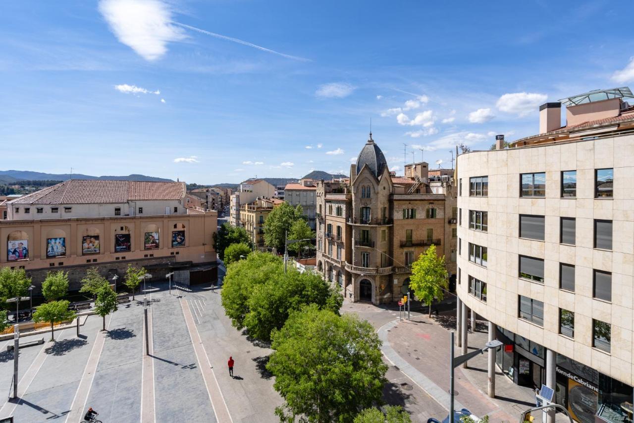 Apartamento Espectacular Loft En Centrico Edificio Singular Manresa Exterior foto